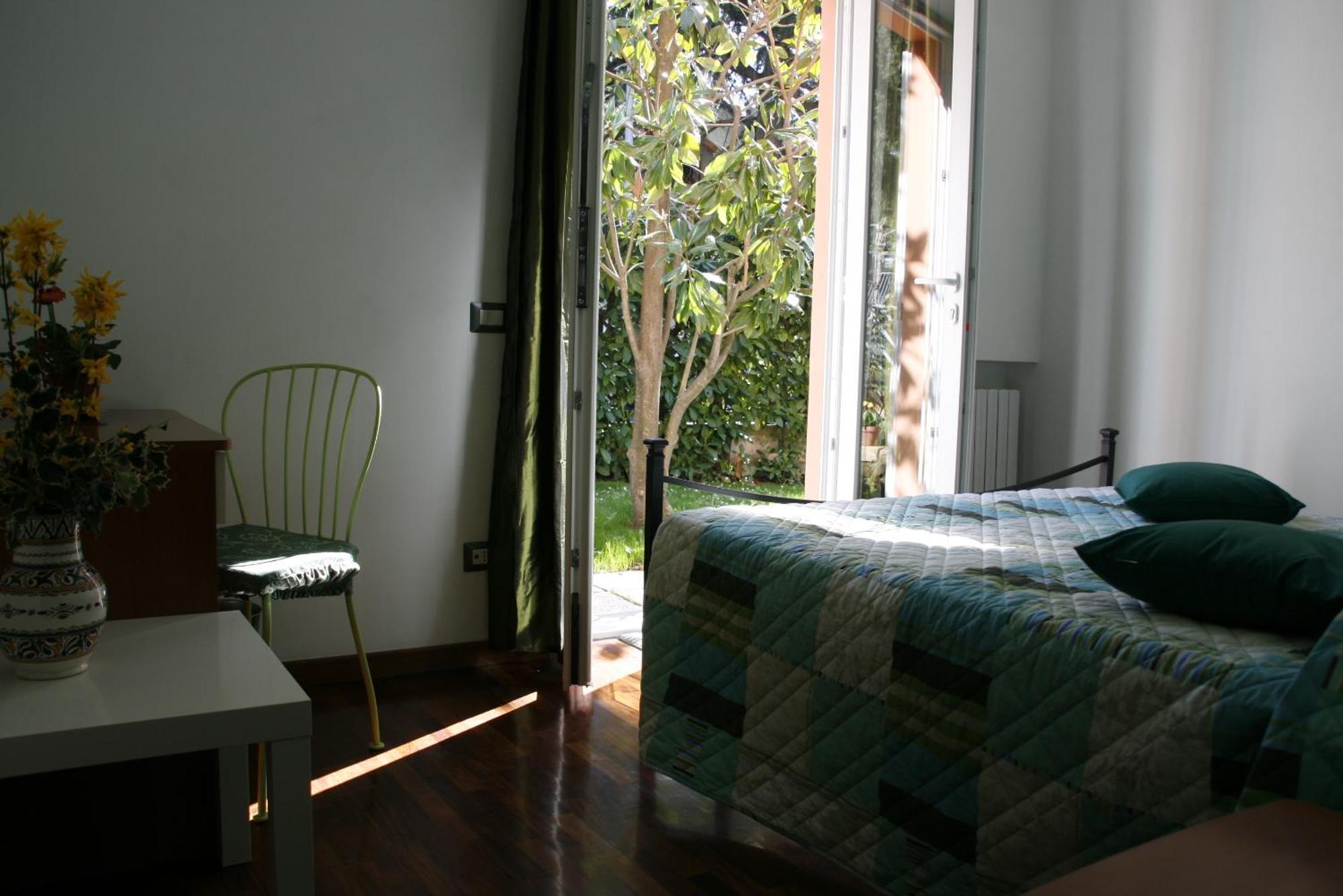 A Due Passi Dal Mare B&B Numana Exterior photo
