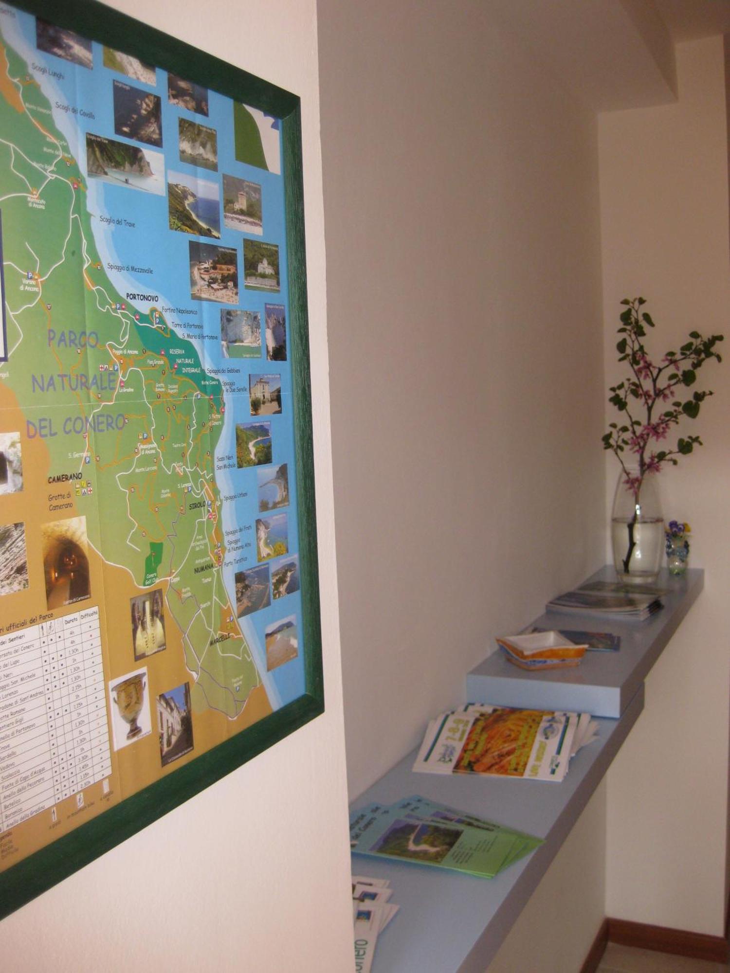 A Due Passi Dal Mare B&B Numana Exterior photo