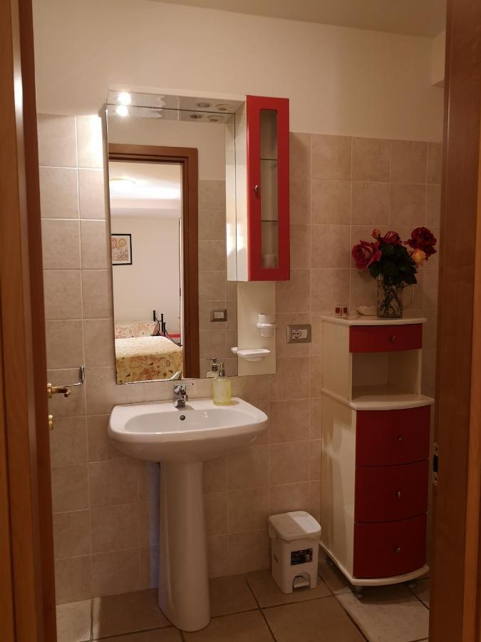 A Due Passi Dal Mare B&B Numana Exterior photo